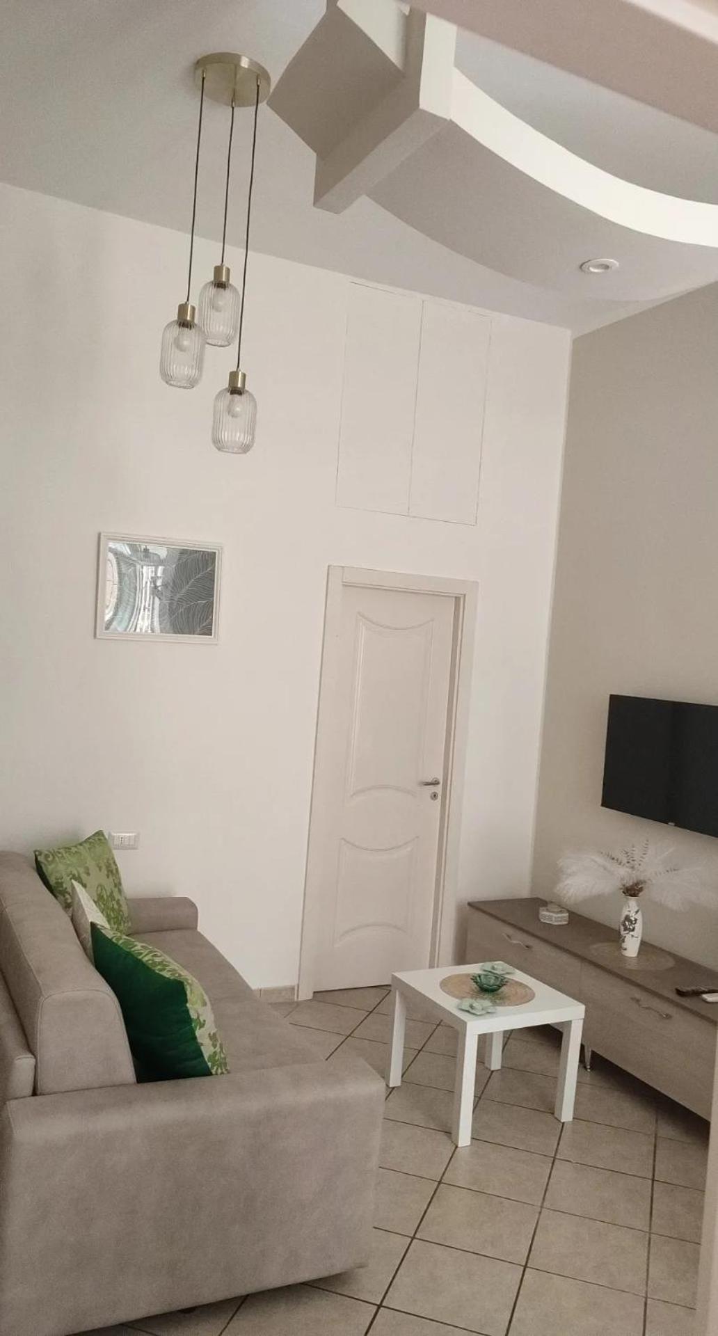 Apartment Cantinho Feliz, Angolo Della Felicita Naples